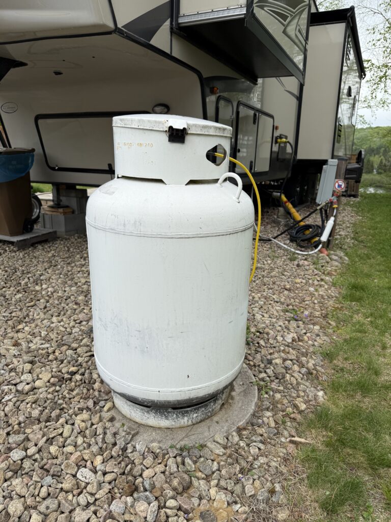 IMG_1381 réparation réfrigérateur propane mobile